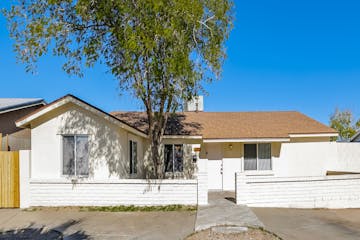 5802 W Berkeley Rd Phoenix, AZ 85035